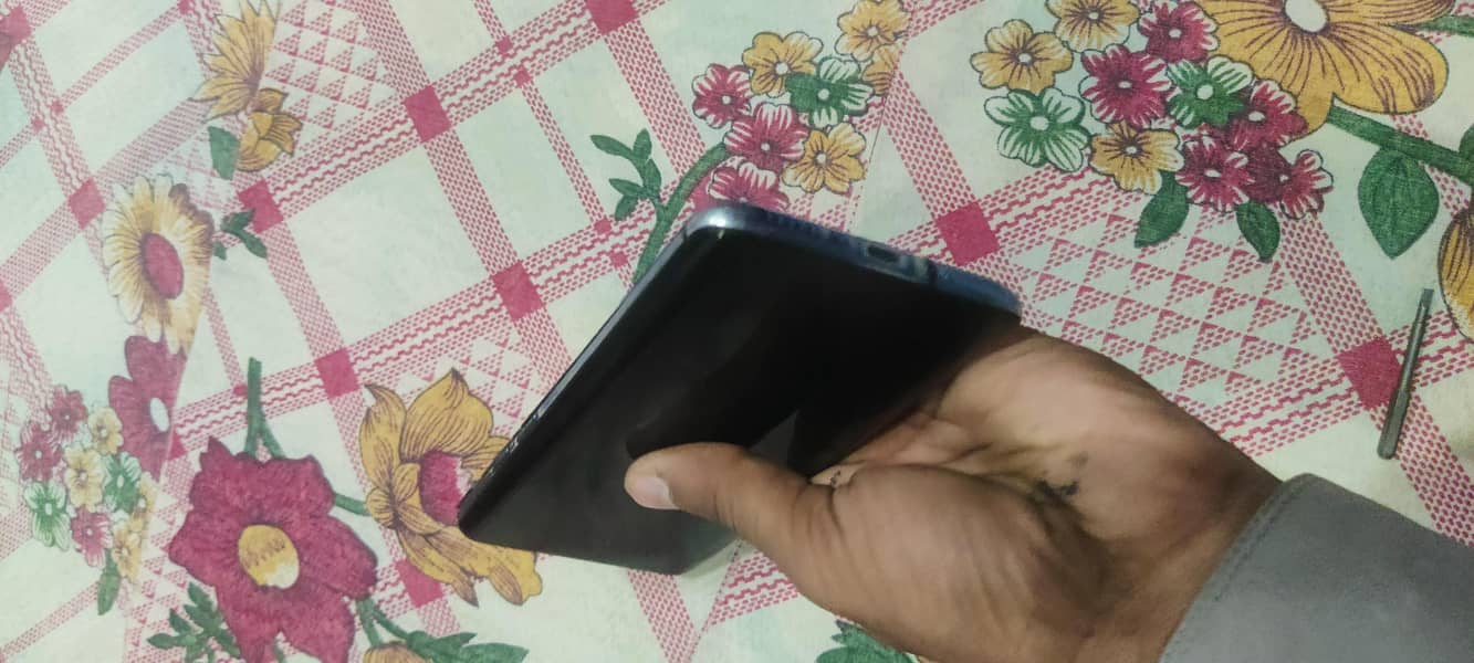 One Plus 7 Pro 1