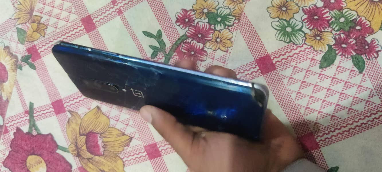 One Plus 7 Pro 4