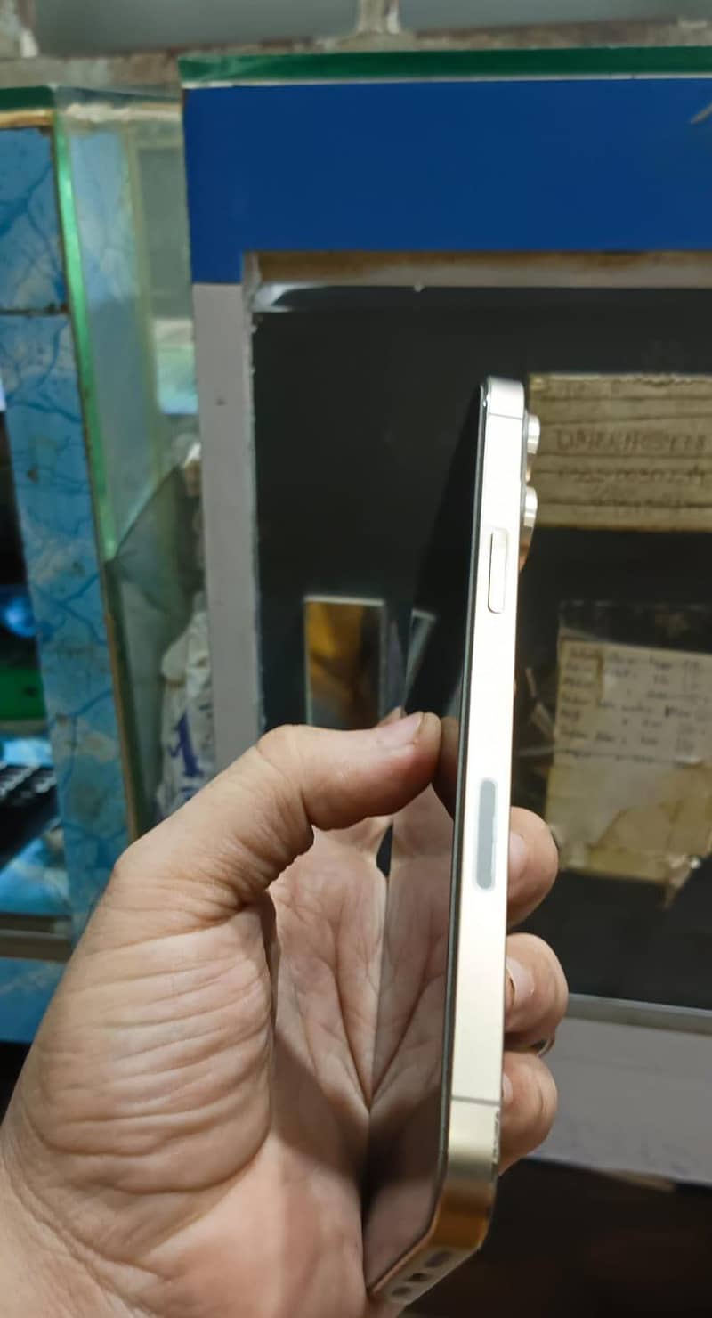 Iphone 13 pro max jv 1