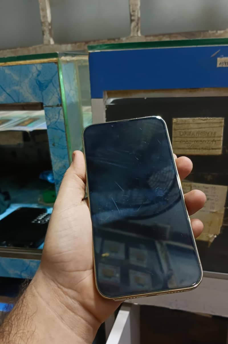 Iphone 13 pro max jv 4