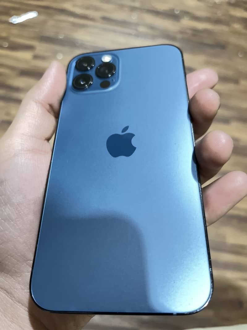 Apple iPhone 12 Pro 3