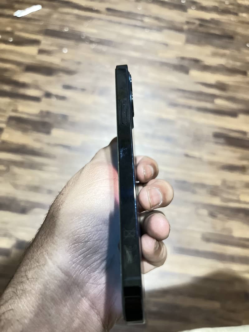 Apple iPhone 12 Pro 6