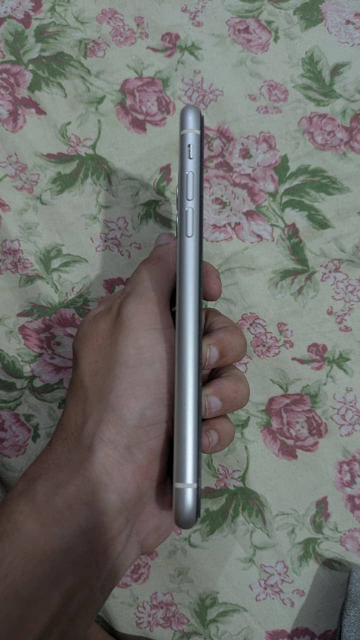 Apple iPhone 11 (128gb Fu) 2