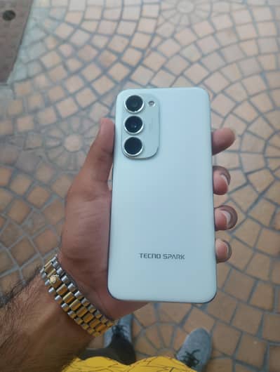 tecno spark40 pro plus 8+8 256gb