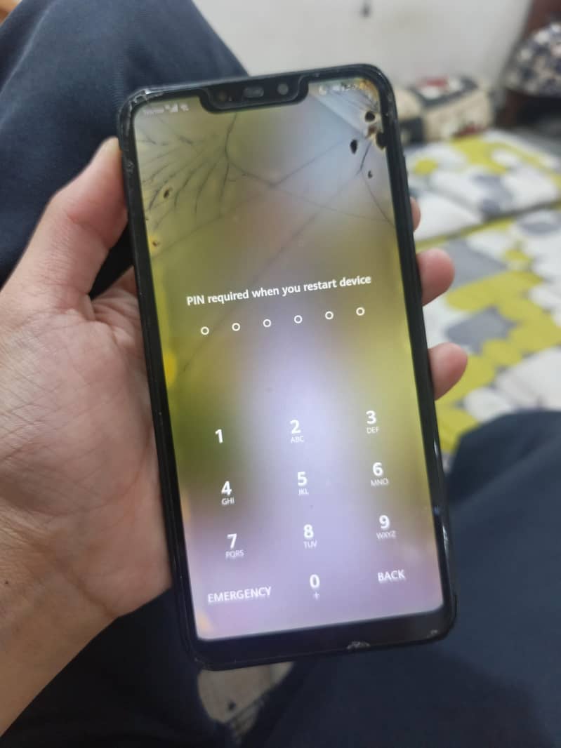 Honor 8C 3