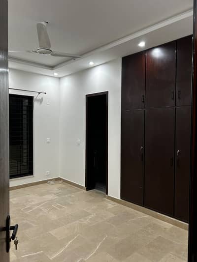 For Office & Bachelor Independent Room Attach Bath Kitchen Sharing Near PIA Road Johar Town Block D For Rent Send Message On My WhatsApp & I Will Send Video