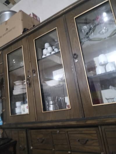 6ft length Showcase with 3 cabinet,3 daraz and 2 cabins