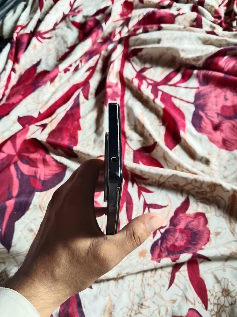 Xiaomi POCO C75 3