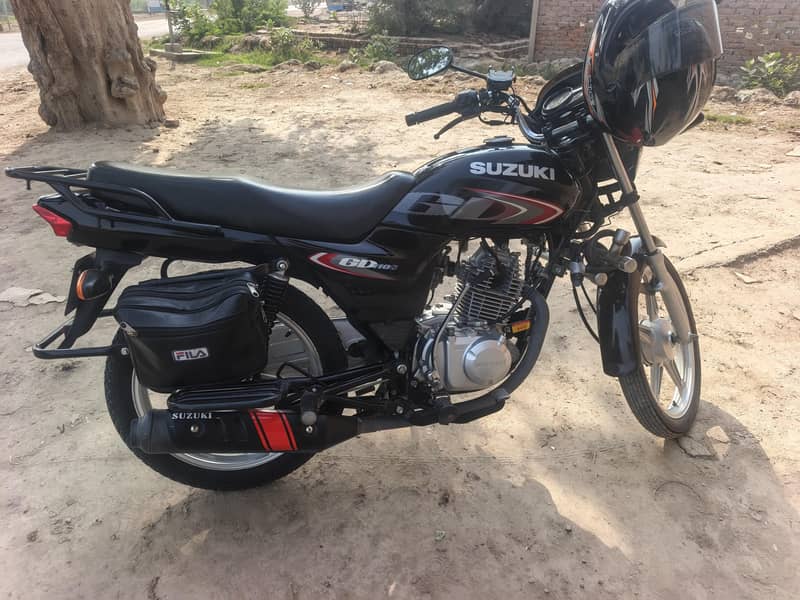 v Good Condition 3