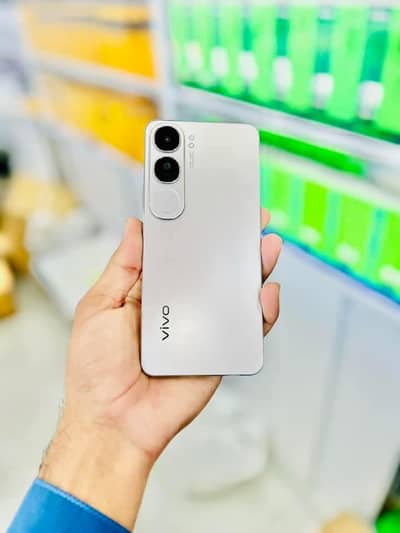 Vivo Y200