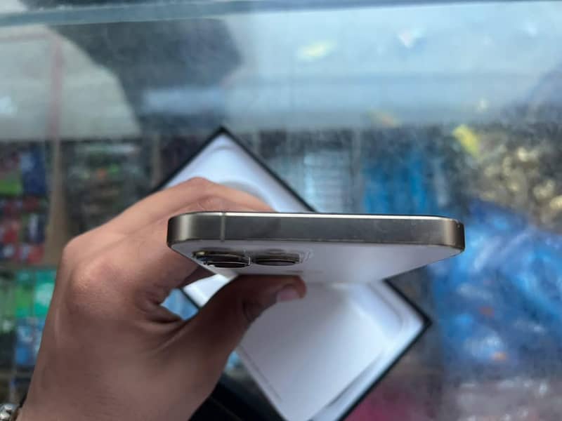 Apple iPhone 12 Pro Max 3