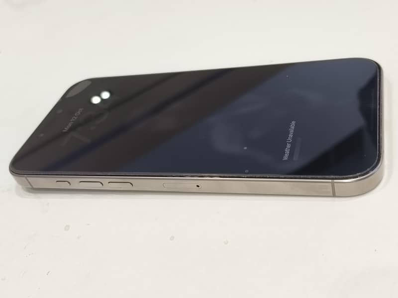 Apple iPhone 16 Pro Max 256GB Non-PTA Titanium Gray | Personal Use 3