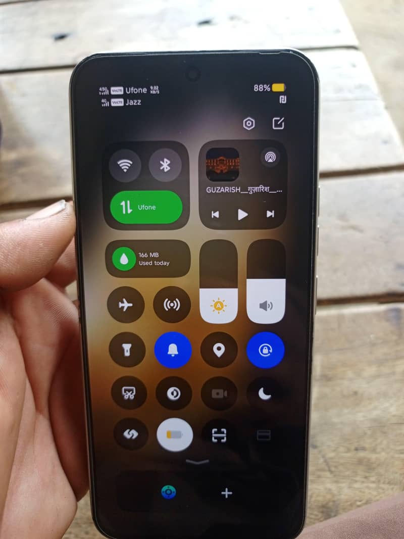 Tecno Spark 40 pro 0