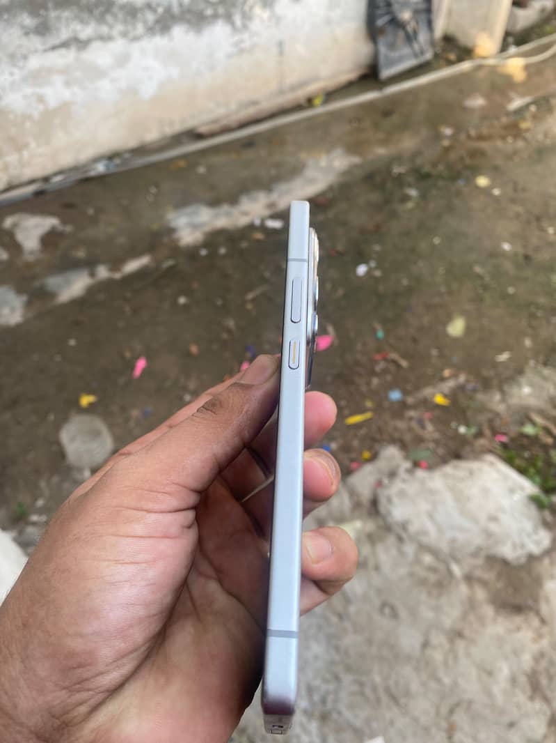 Infinix Note 50 Pro 5