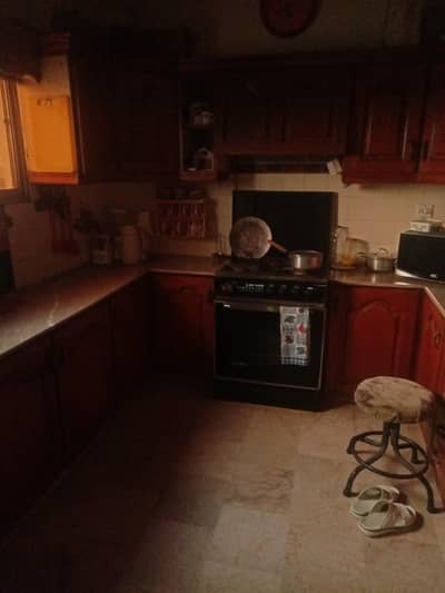 DHa jami one bad bath kitchen drowning dining fully furnished single working man