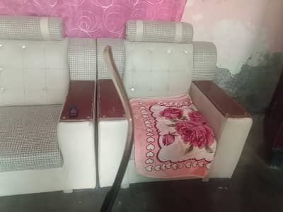 5 seater sofa for sale.
