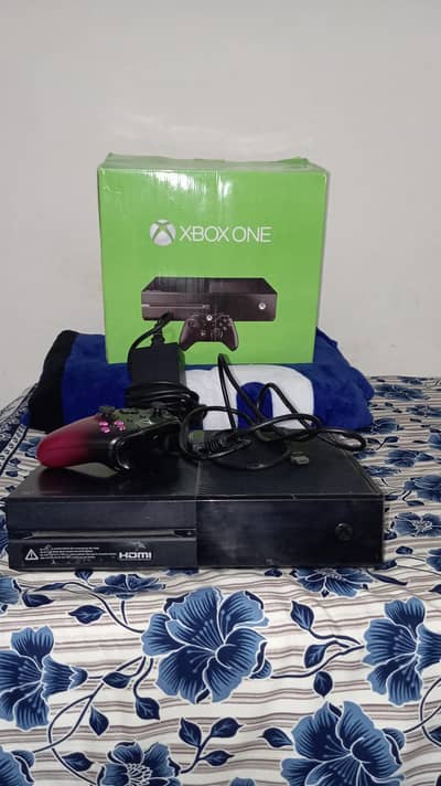 xbox one with original controller and box