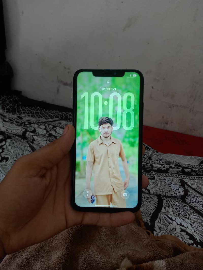 Apple iPhone 11 Pro Max 5