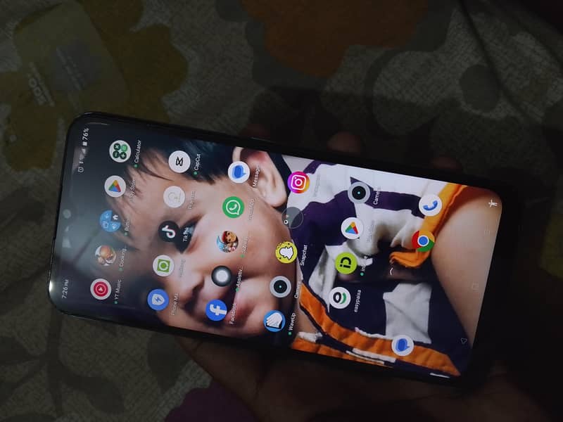 Realme C11 4
