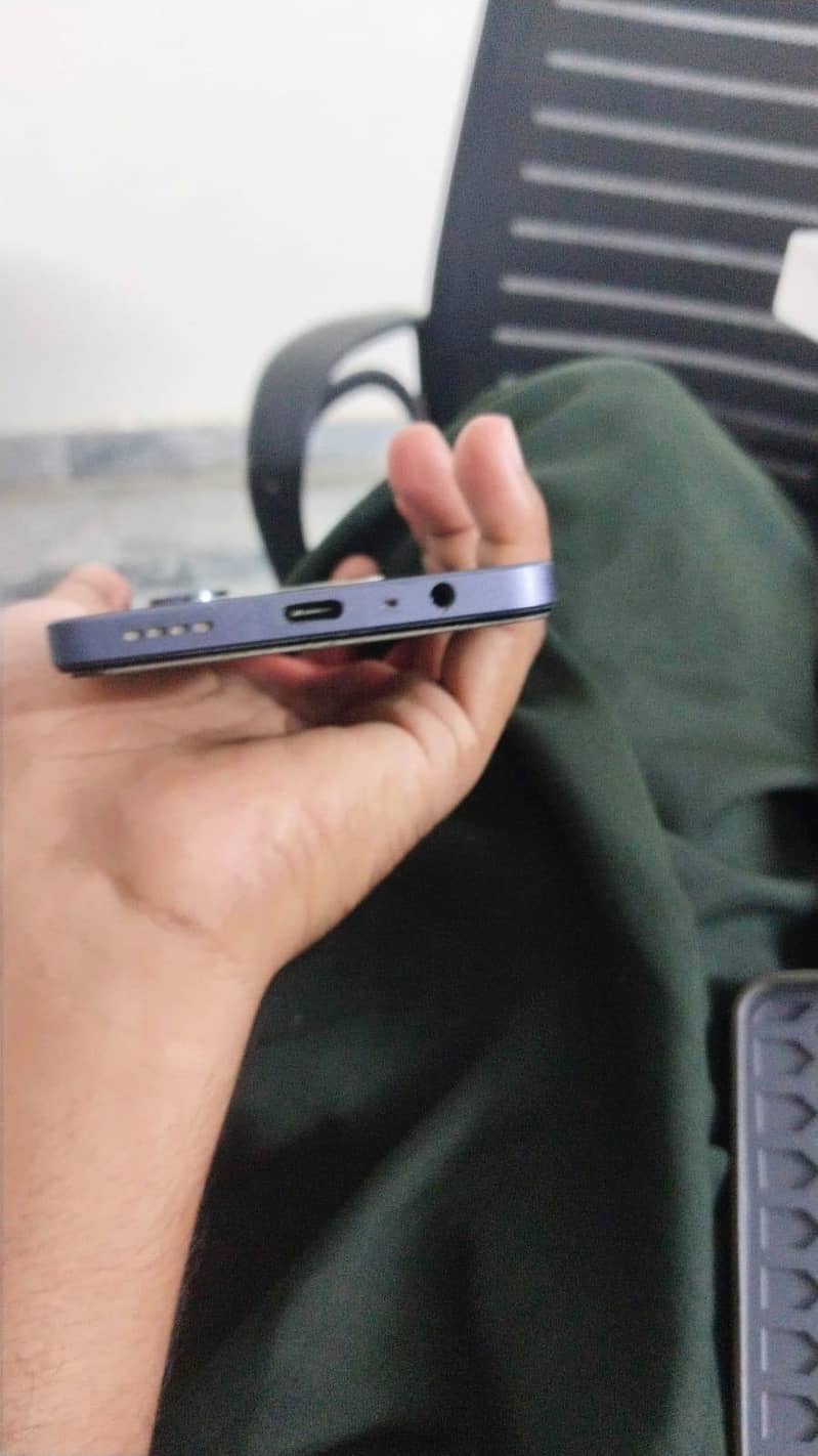 Realme Note 60 2
