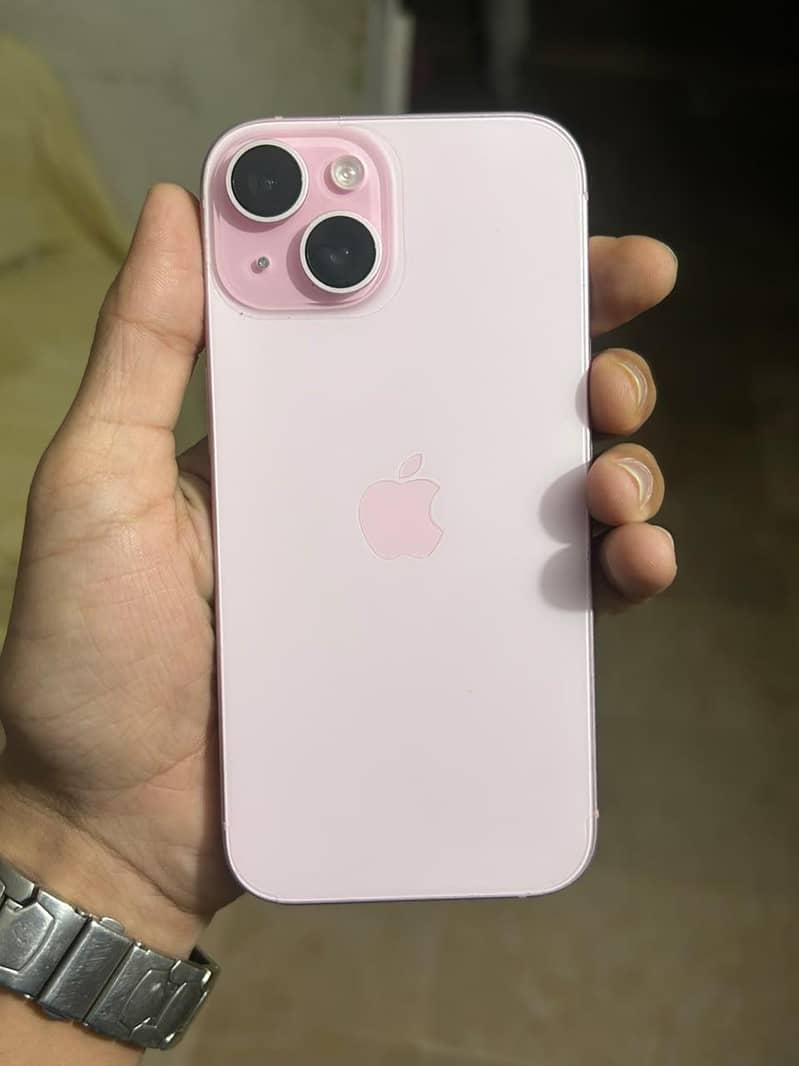 Apple iPhone 15 8