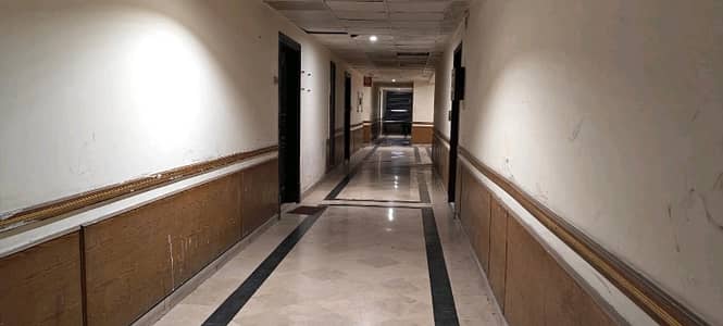 Prime Location 1220 Square Feet Office In Siddique Trade Center Is Available