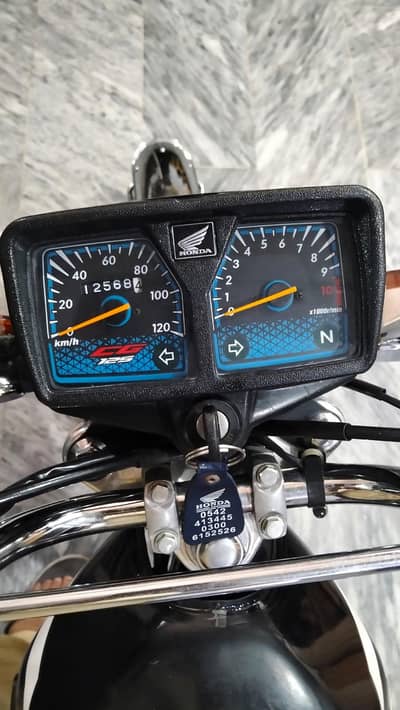 Black Honda 125