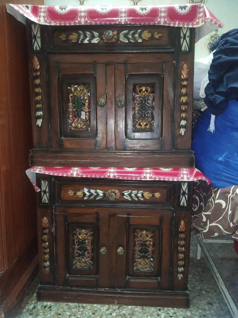 Jinyoti Wooden Bed, side table, dressing table 4