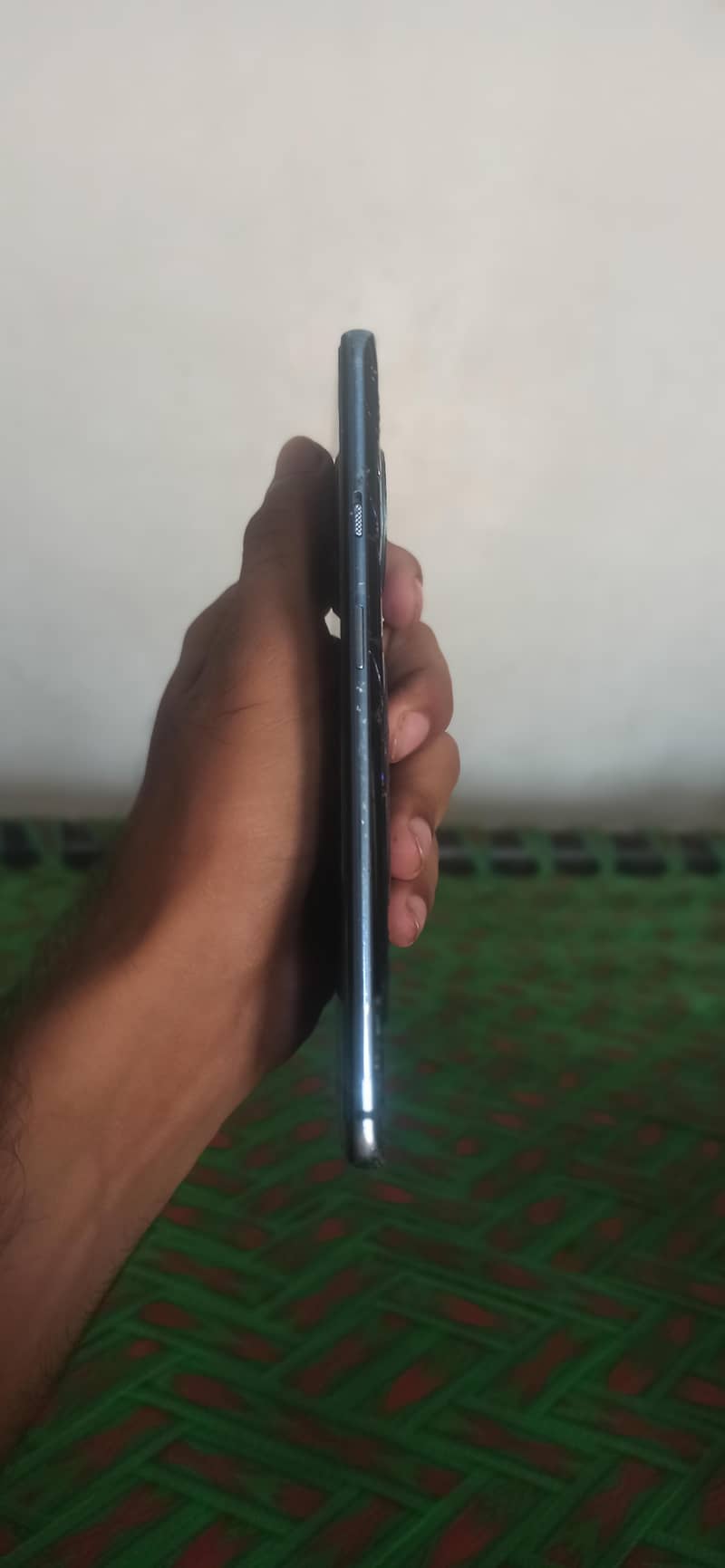 One Plus 7T 1