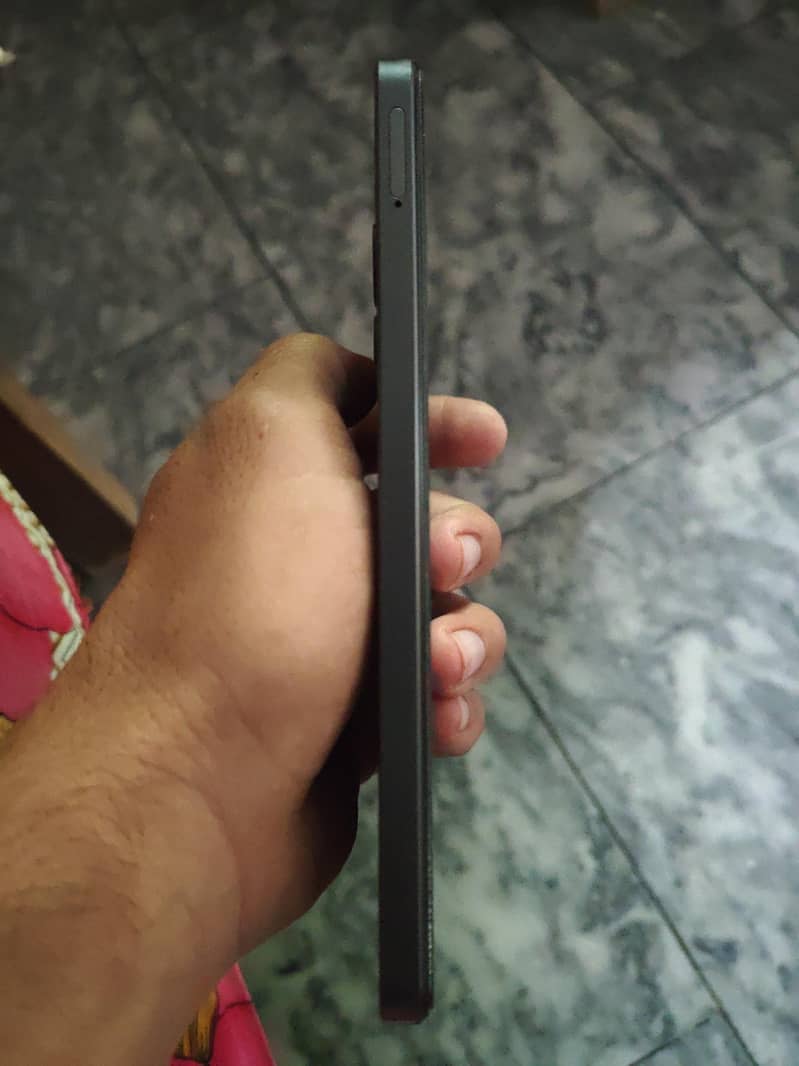 Realme Note 60x 2