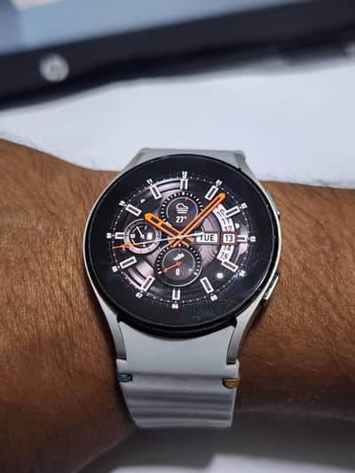 Samsung Galaxy Watch 5 LTE (R905) - USA Variant