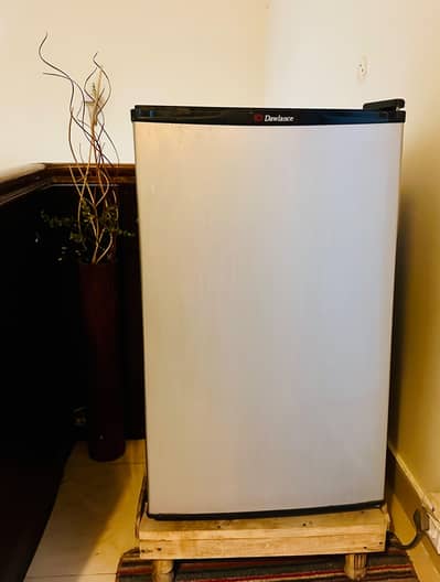 Low cost/electricity saving Bedroom fridge