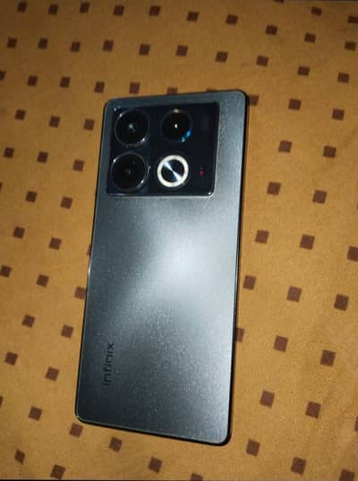 Infinix Note 40 (8GB/256GB) - Complete Box - 100% Original Panel