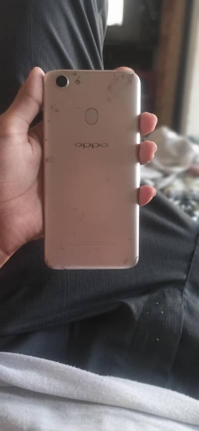 OPPO F5