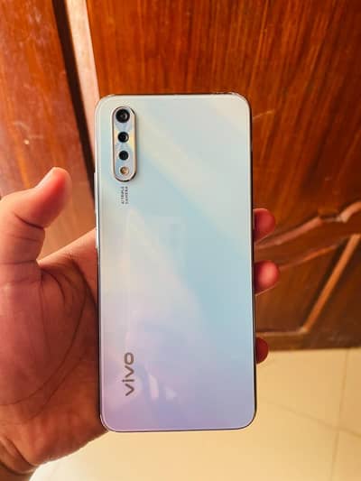 Vivo S1
