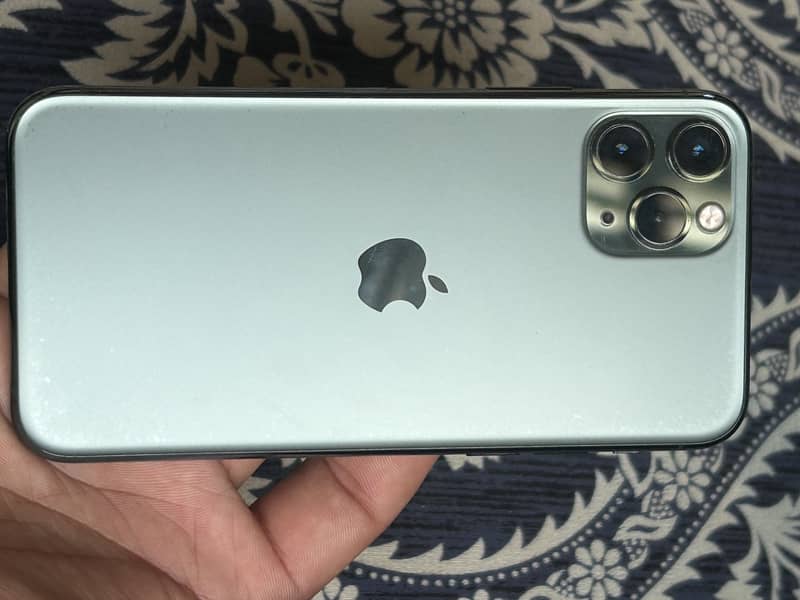 Apple iPhone 11 Pro 1