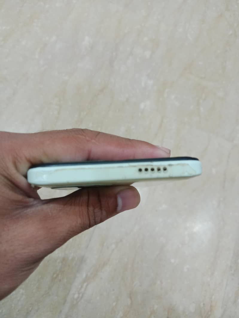 Redmi A2+ 0