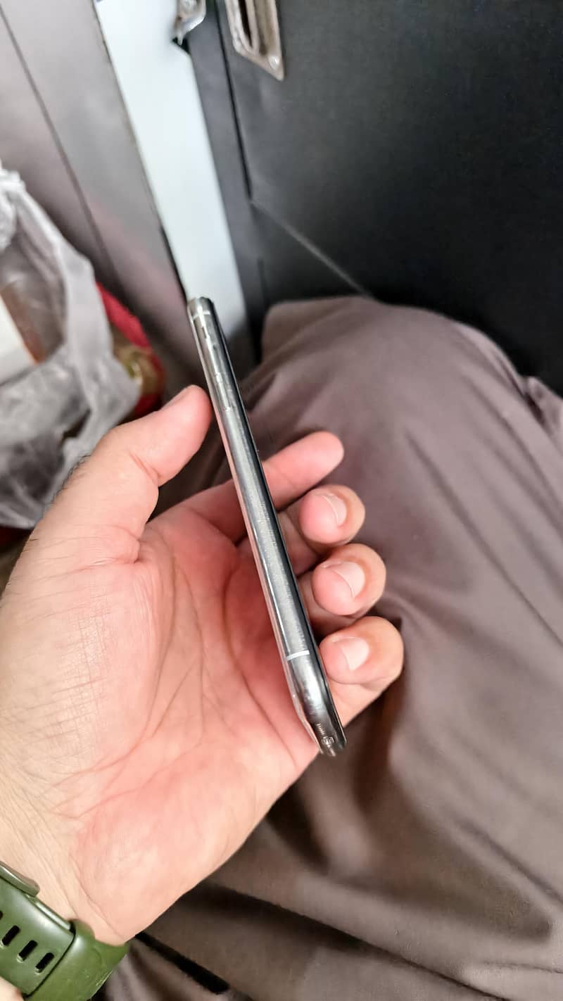 Apple iPhone X 7