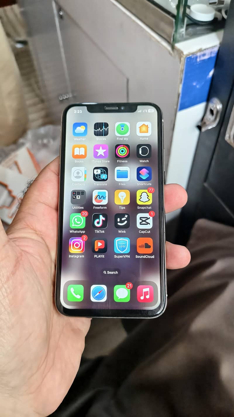 Apple iPhone X 8