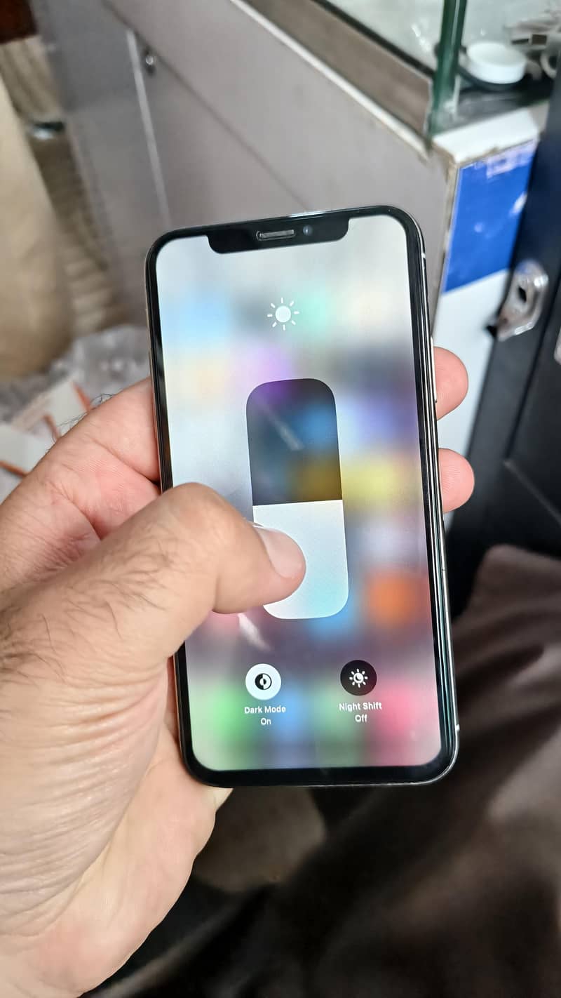 Apple iPhone X 9