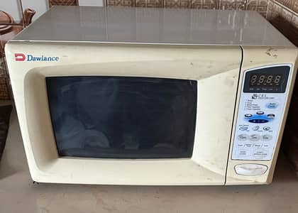 Dawlance Microwave Oven with Digital Display