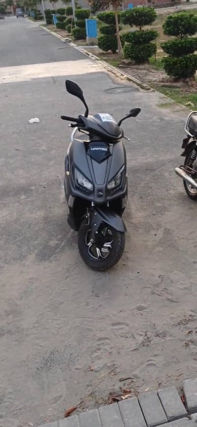 United Scooty
