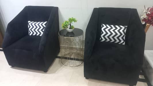 2 sofa chairs