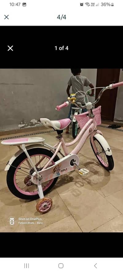 Girls cycle