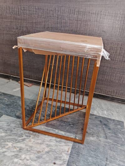 drawing rooms corners tables