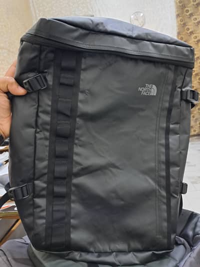 The North Face original hiking & travelling bag
