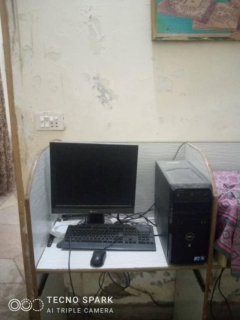 computer cabin table 0