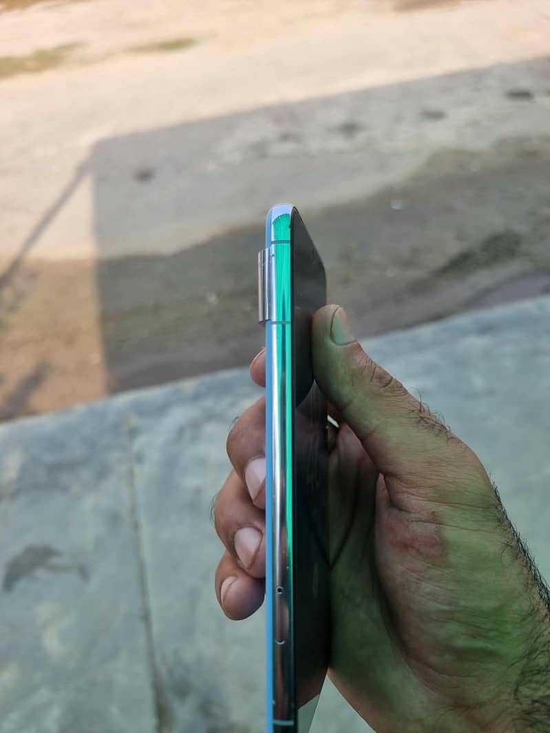 Google Pixel 8 Pro Dual PTA 4