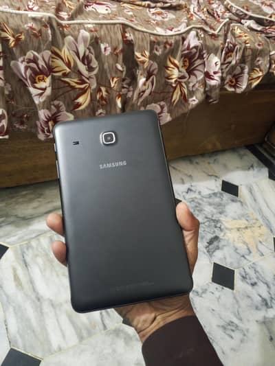 galaxy tab E 8.0 model 2/16gb