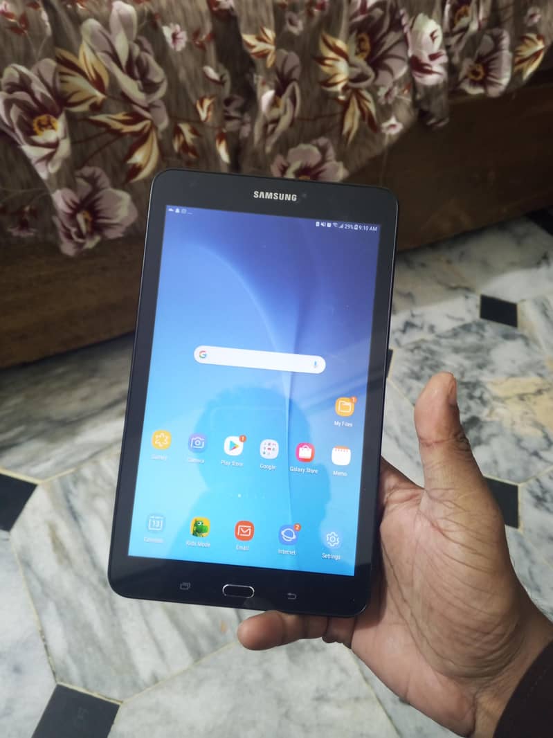 galaxy tab E 8.0 model 2/16gb 2